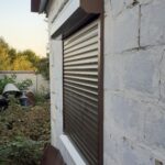 Ролеты защитные на окна купить