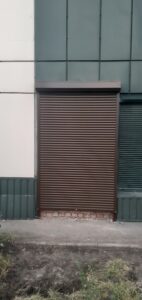 Рольставни в качестве двери заказать с установкой 